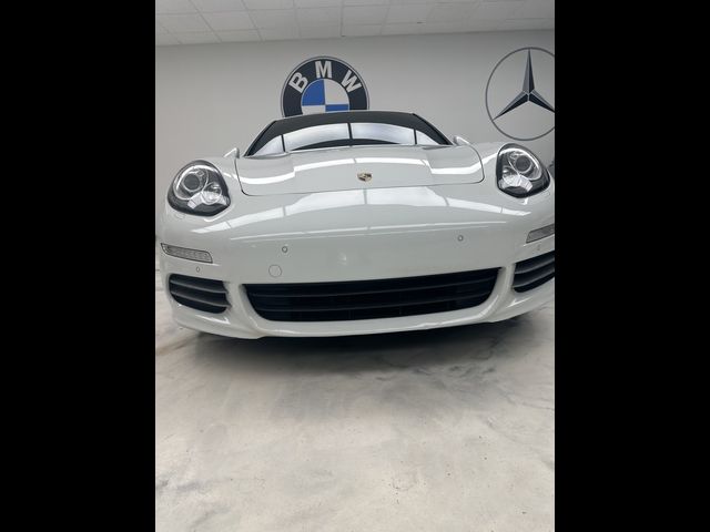 2016 Porsche Panamera 4