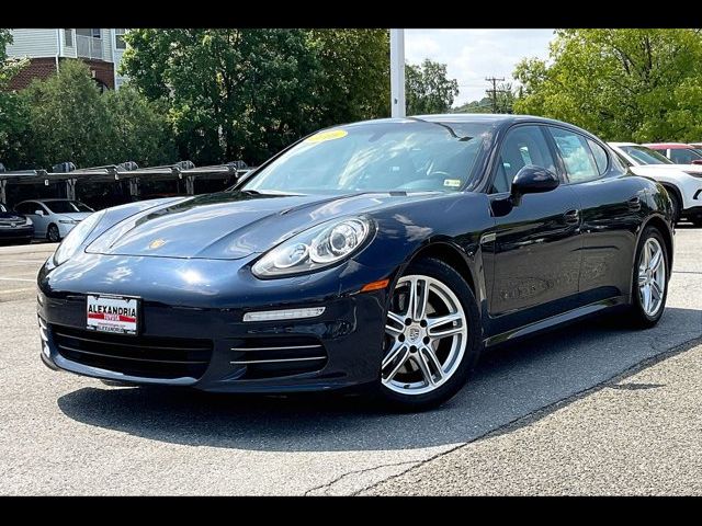 2016 Porsche Panamera 4