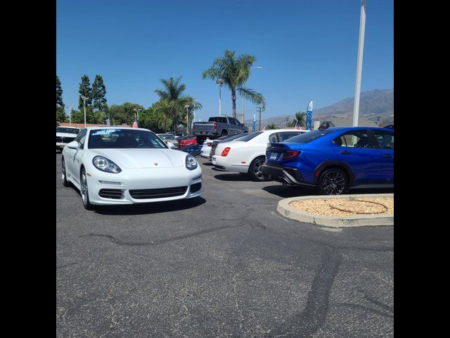 2016 Porsche Panamera 