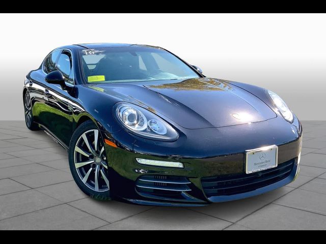 2016 Porsche Panamera 4S