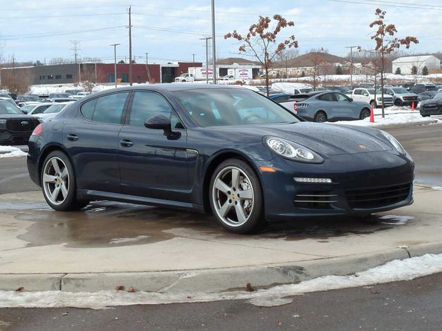 2016 Porsche Panamera 4S