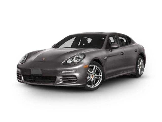 2016 Porsche Panamera 4 Edition