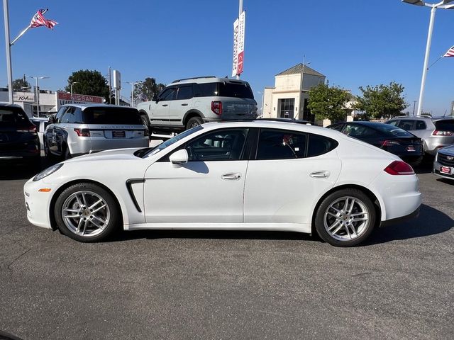 2016 Porsche Panamera Edition