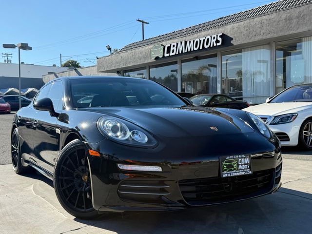 2016 Porsche Panamera 4 Edition