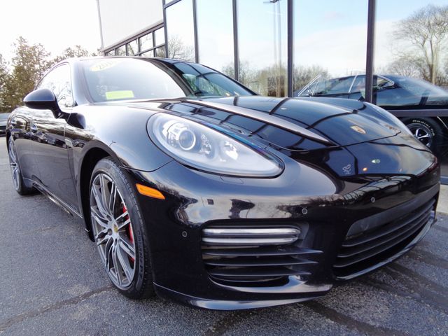 2016 Porsche Panamera GTS