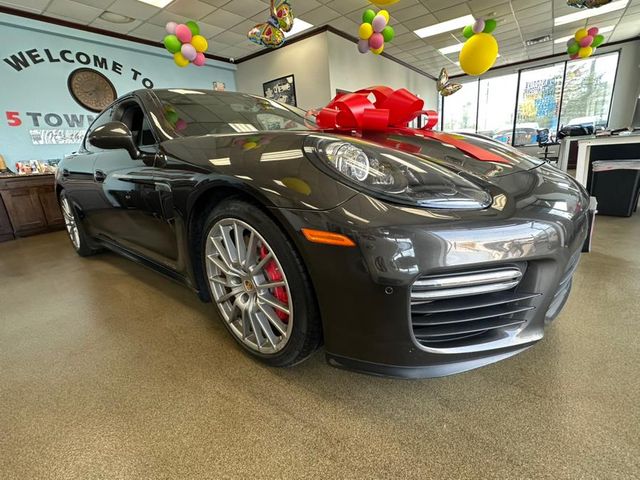 2016 Porsche Panamera GTS