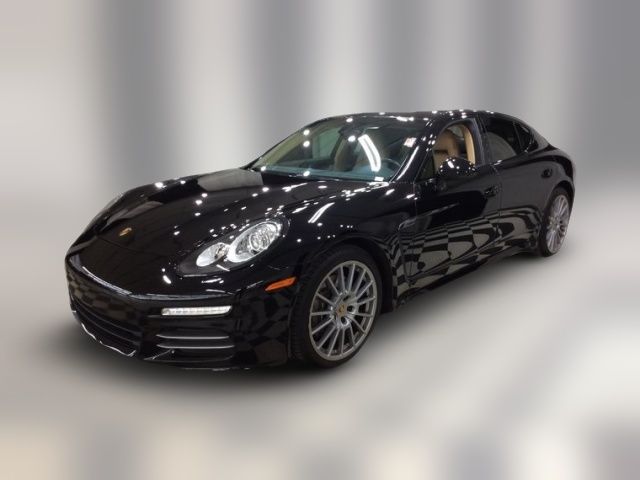 2016 Porsche Panamera 4