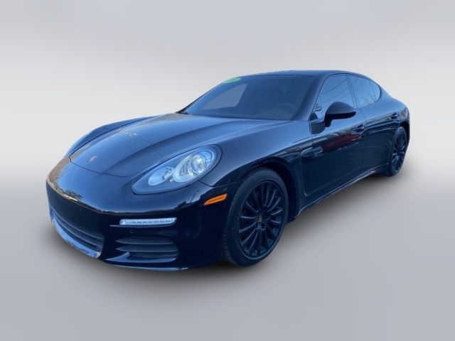 2016 Porsche Panamera 4