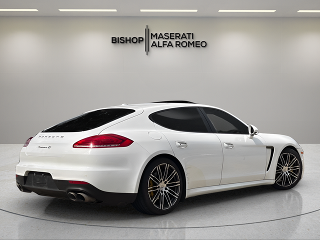 2016 Porsche Panamera 4S