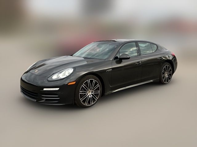 2016 Porsche Panamera Base