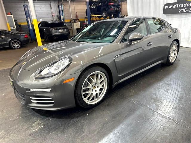 2016 Porsche Panamera Edition