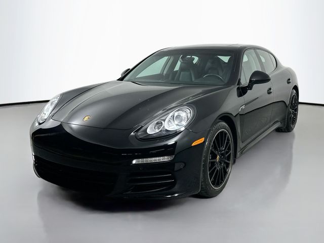 2016 Porsche Panamera Edition