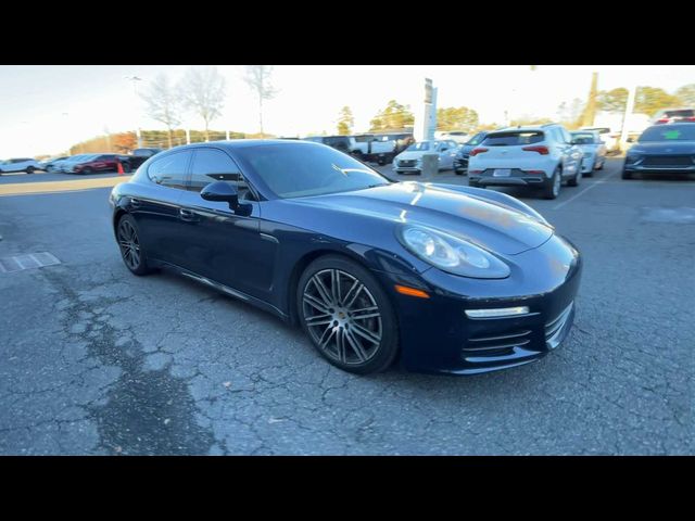 2016 Porsche Panamera Edition