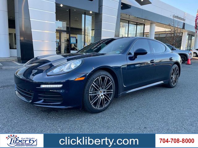 2016 Porsche Panamera Edition