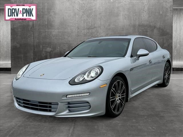 2016 Porsche Panamera Edition