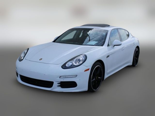 2016 Porsche Panamera Edition