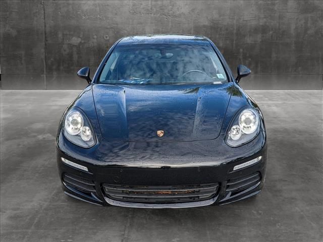 2016 Porsche Panamera Edition