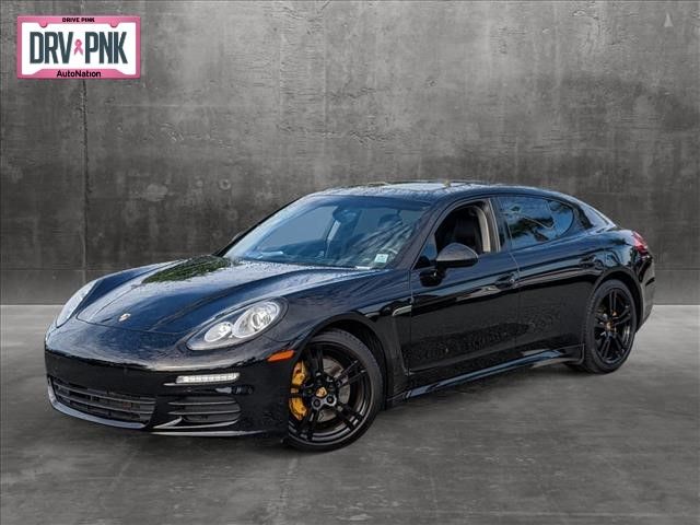 2016 Porsche Panamera Edition