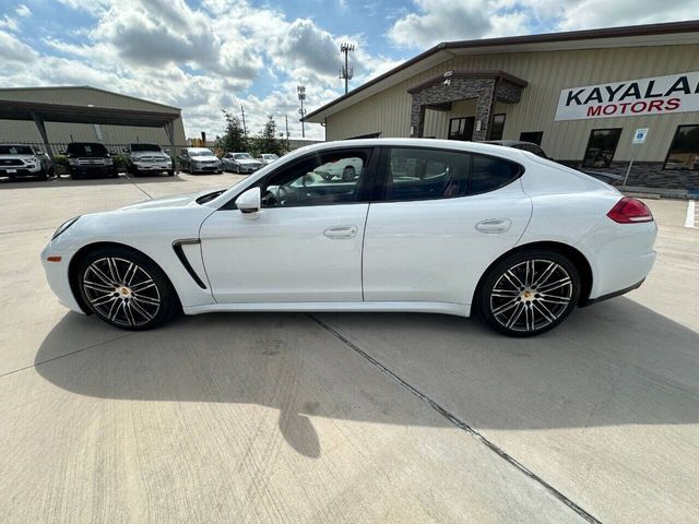 2016 Porsche Panamera Edition