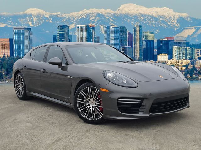 2016 Porsche Panamera GTS