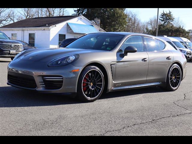 2016 Porsche Panamera GTS