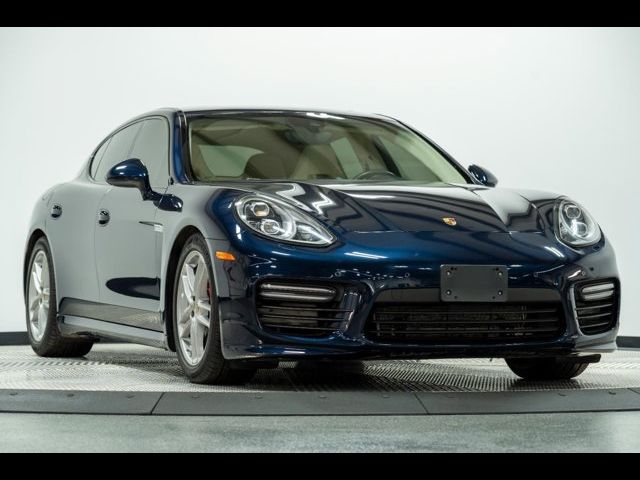 2016 Porsche Panamera GTS