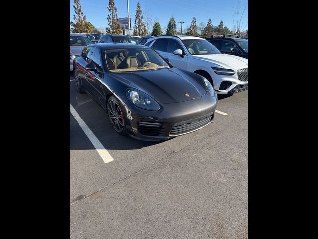 2016 Porsche Panamera GTS