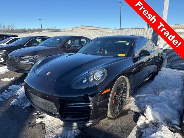 2016 Porsche Panamera GTS