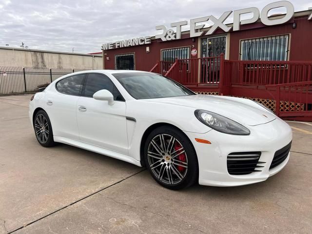 2016 Porsche Panamera GTS