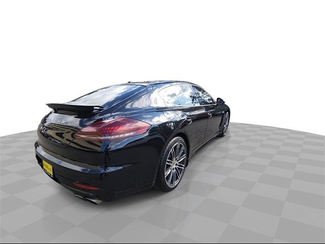 2016 Porsche Panamera S