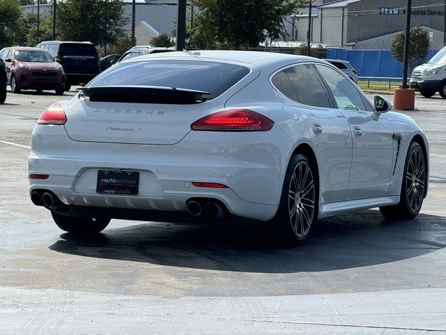 2016 Porsche Panamera S