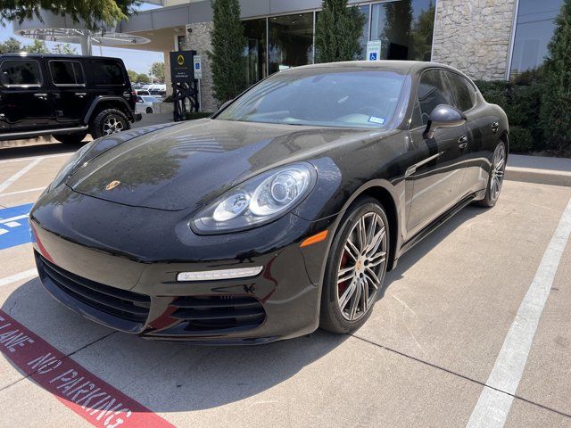 2016 Porsche Panamera S