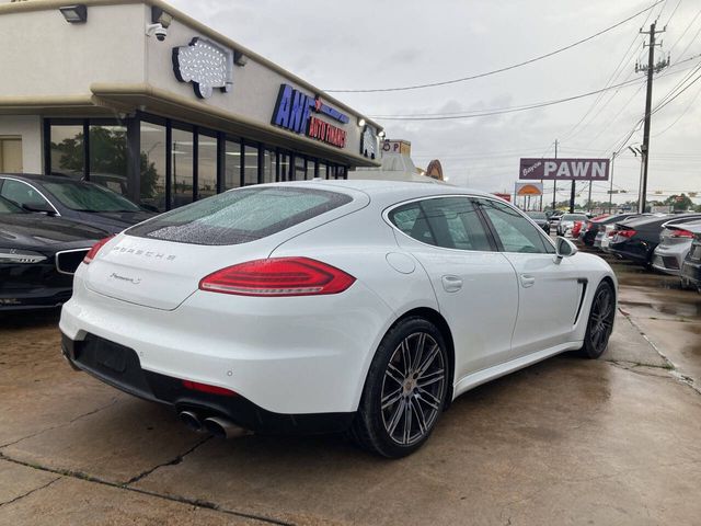 2016 Porsche Panamera S