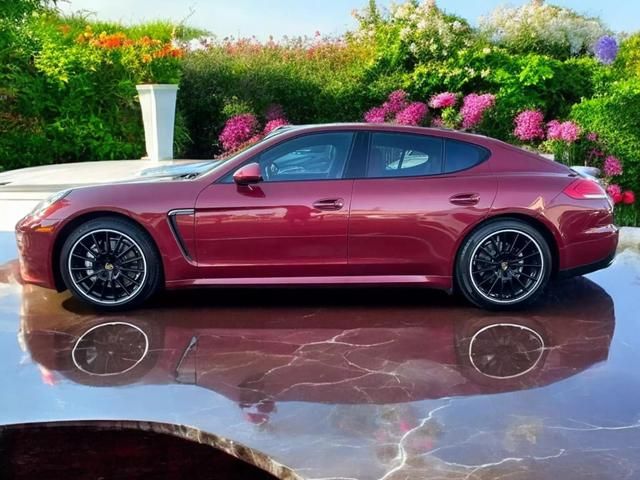 2016 Porsche Panamera S