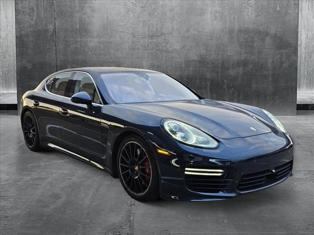 2016 Porsche Panamera Turbo