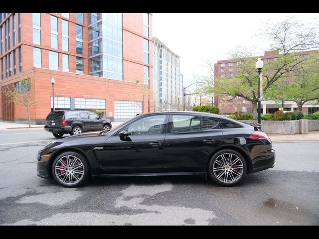2016 Porsche Panamera Turbo