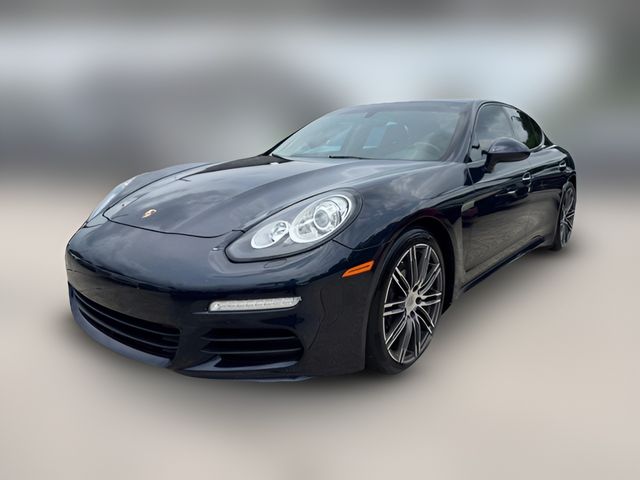 2016 Porsche Panamera Base