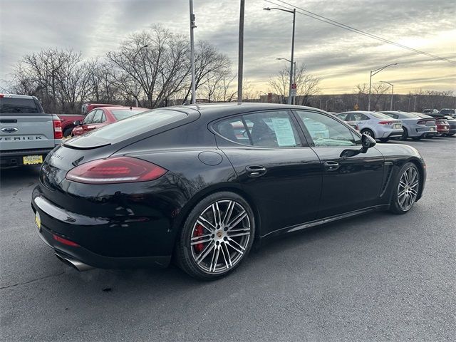 2016 Porsche Panamera Turbo S