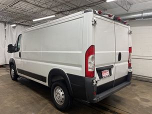 Vehicle Image 2 of 3