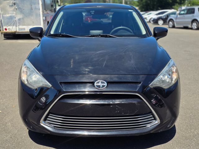2016 Scion iA Base