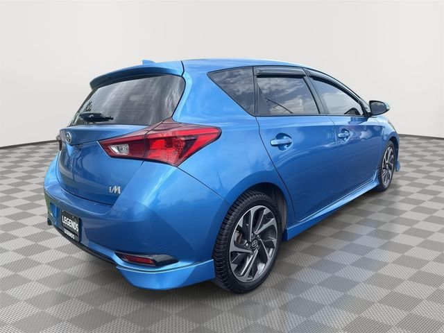 2016 Scion iM Base