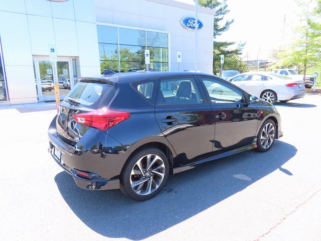 2016 Scion iM Base