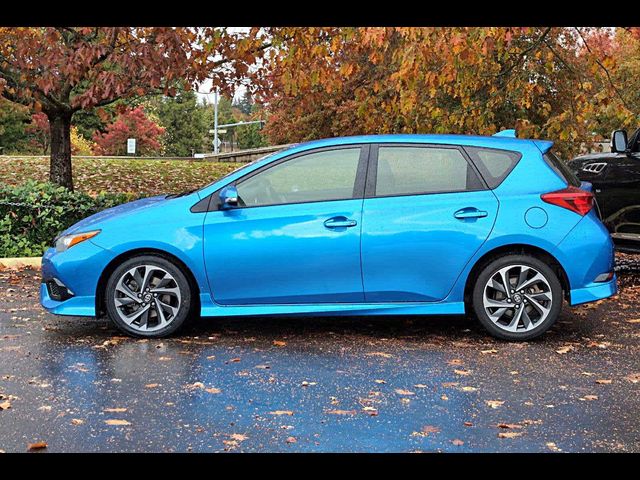 2016 Scion iM Base