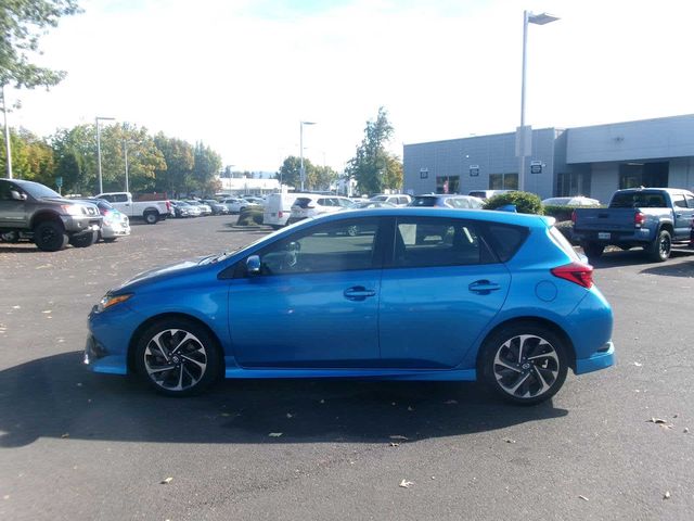 2016 Scion iM Base