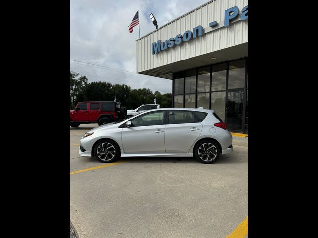 2016 Scion iM Base