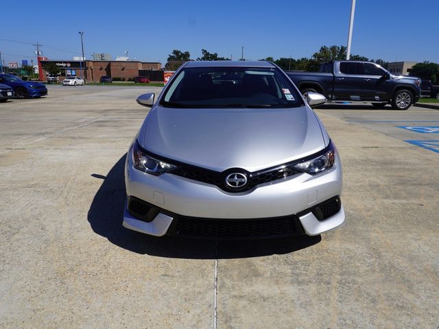 2016 Scion iM Base