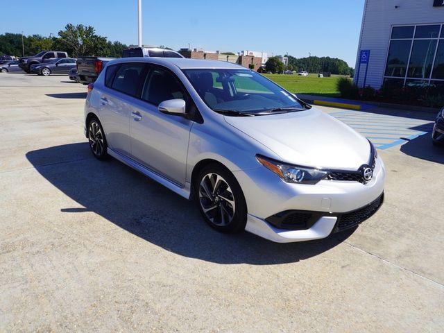 2016 Scion iM Base