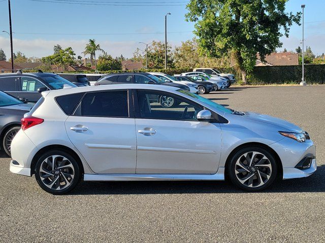 2016 Scion iM Base
