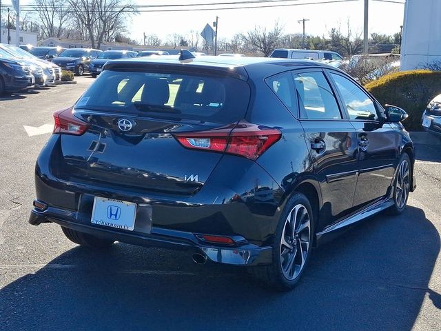 2016 Scion iM Base
