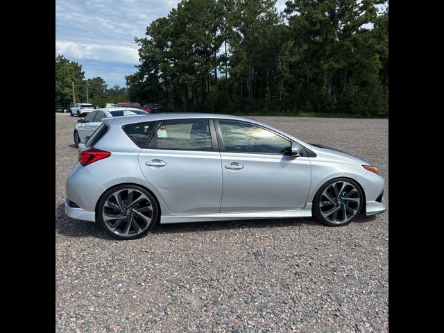 2016 Scion iM Base